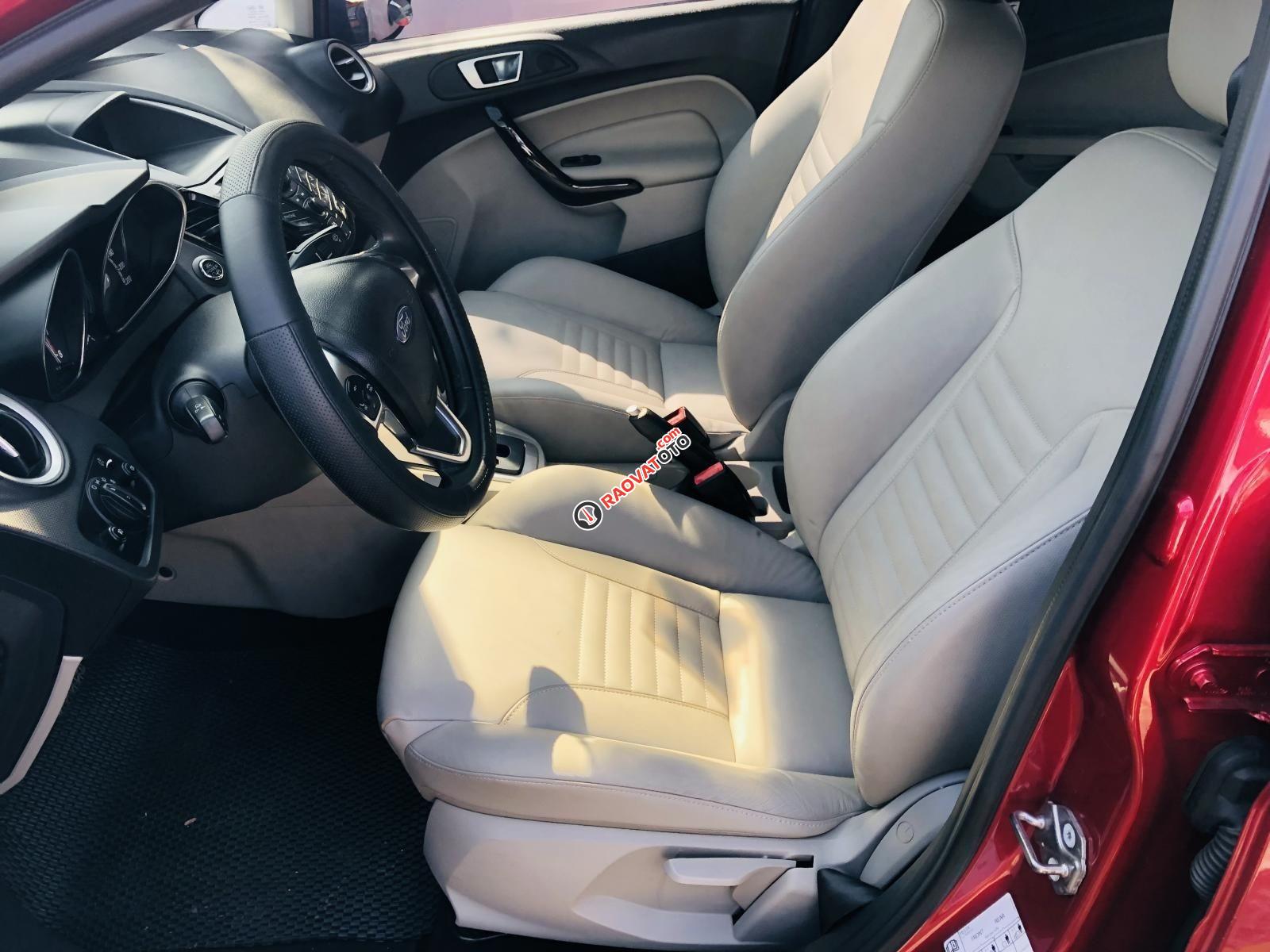 Cần bán Ford Fiesta sản xuất 2018 chính chủ giá 435tr-5