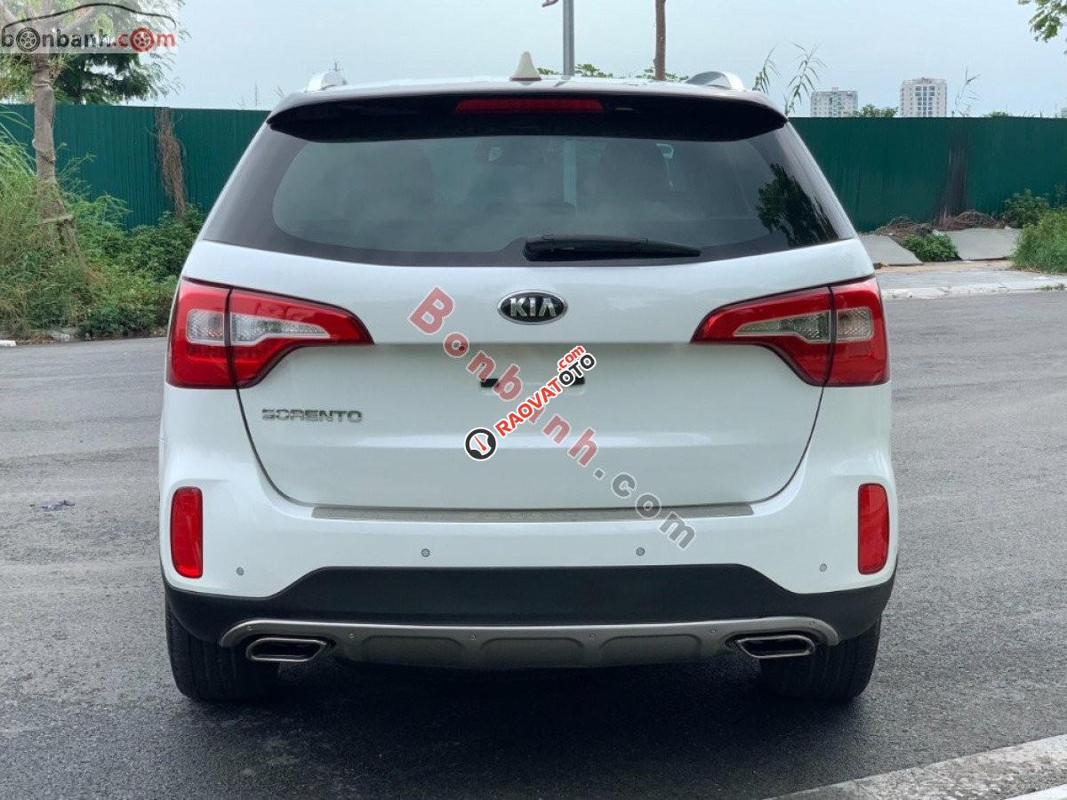 Cần bán xe Kia Sorento GAT 2018, màu trắng-6