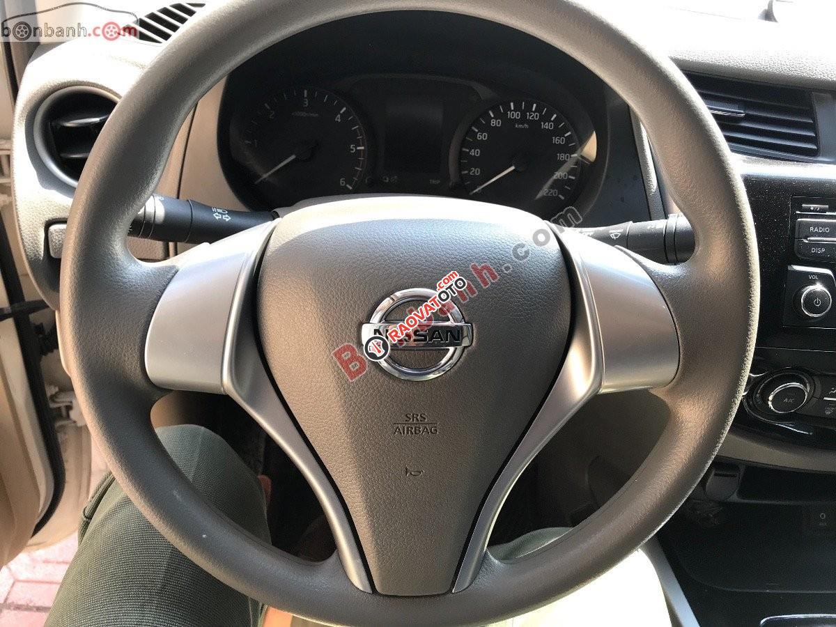 Bán ô tô Nissan Navara EL đời 2017, màu trắng, xe nhập như mới, 495 triệu-5