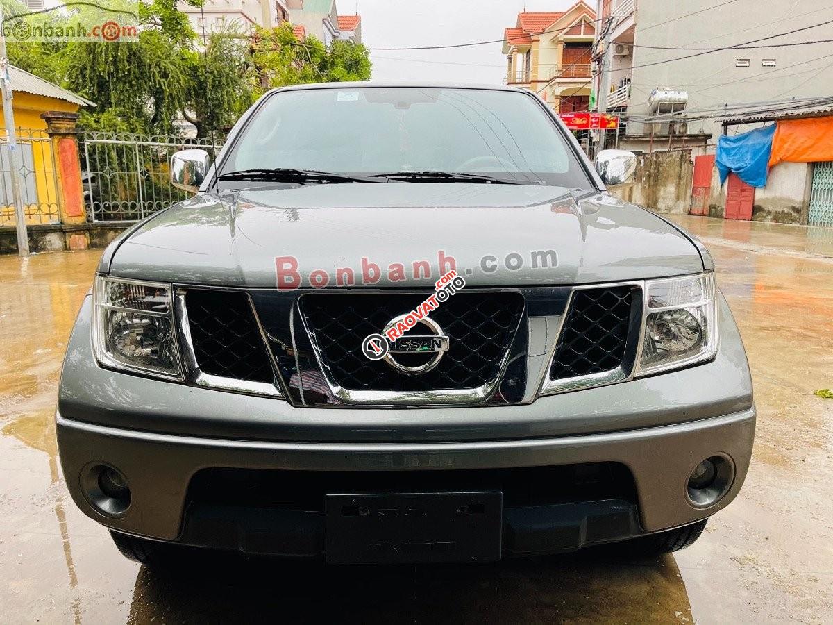 Cần bán lại xe Nissan Navara LE 2014, màu xám, nhập khẩu nguyên chiếc-0