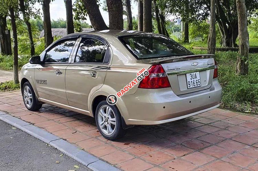 Bán Chevrolet Aveo LTZ năm 2016, màu xám còn mới-0