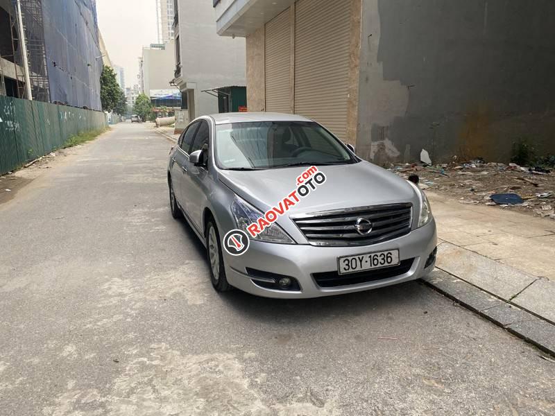 Cần bán lại xe Nissan Teana 2.0AT đời 2010, nhập khẩu còn mới, giá 330tr-8