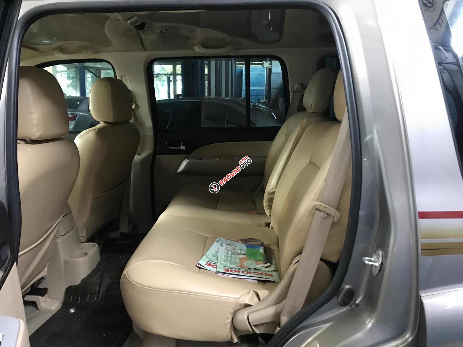 Bán xe Ford Everest 2.5MT 7 chỗ, máy dầu, số tay, sx 2011-2