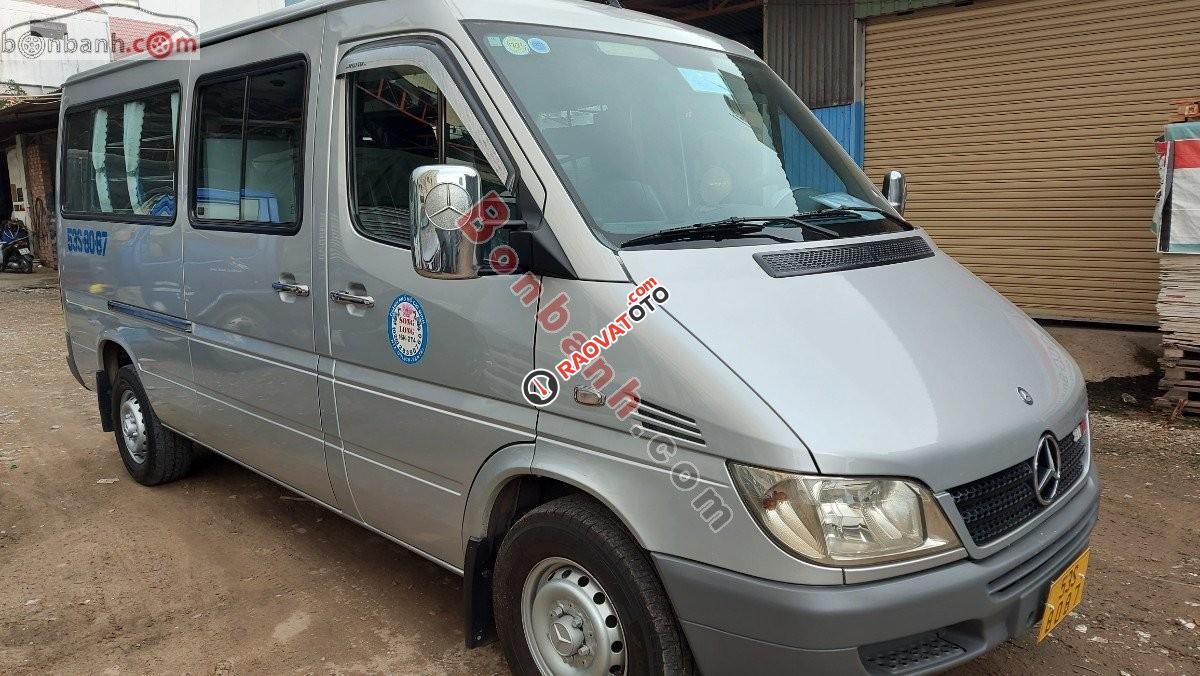 Cần bán gấp Mercedes Sprinter 311 2010, màu bạc chính chủ giá cạnh tranh-7