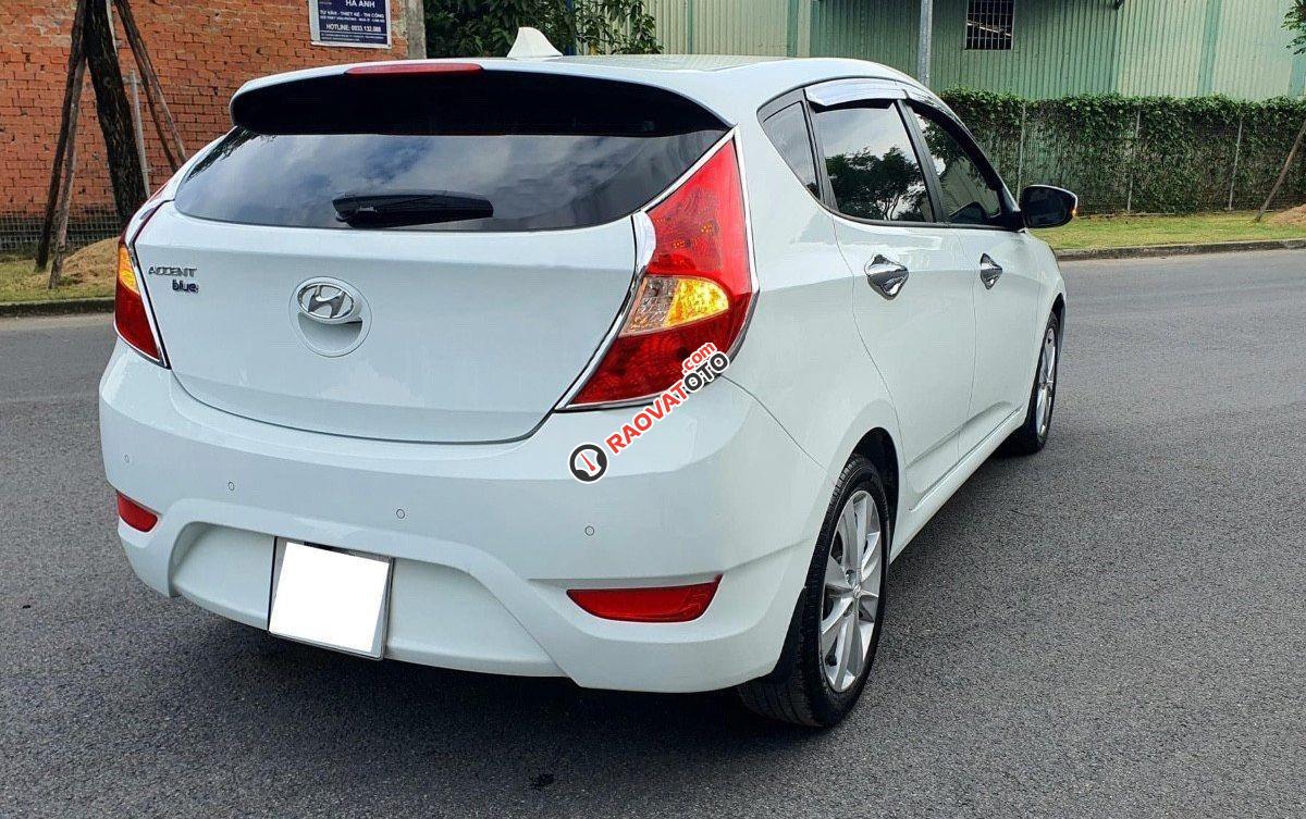 Cần bán xe Hyundai Accent 1.4 AT sản xuất 2013, màu trắng, nhập khẩu Hàn Quốc-1