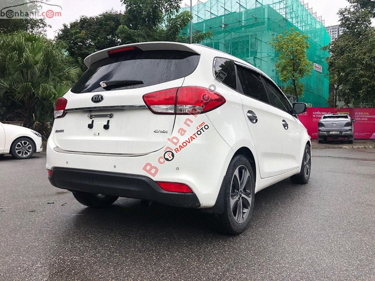 Bán xe Kia Rondo DAT đời 2016, màu trắng còn mới-5