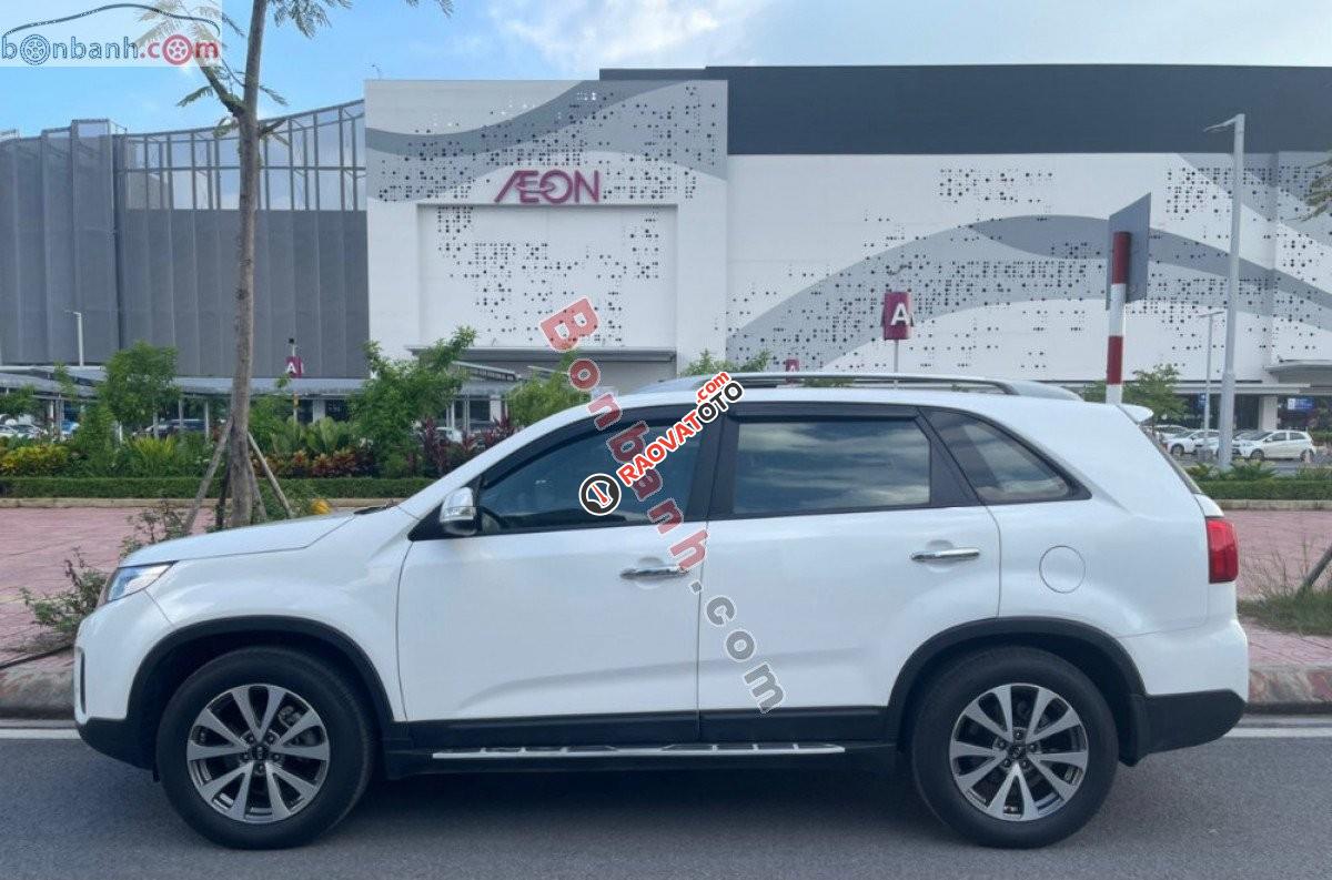 Bán xe Kia Sorento GATH đời 2015, màu trắng-1