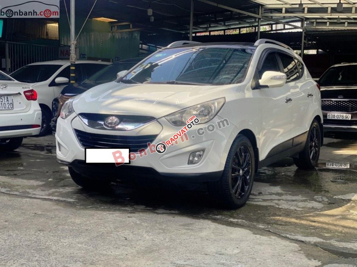 Cần bán gấp Hyundai Tucson 2.0 AT 4WD năm sản xuất 2011, màu trắng, nhập khẩu-8