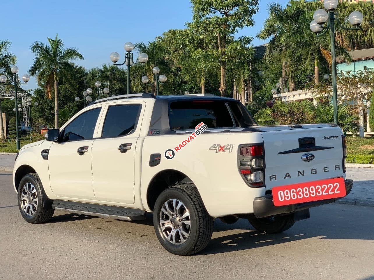 Cần bán lại xe Ford Ranger Wildtrak 3.2 AT sản xuất năm 2017, màu trắng-6