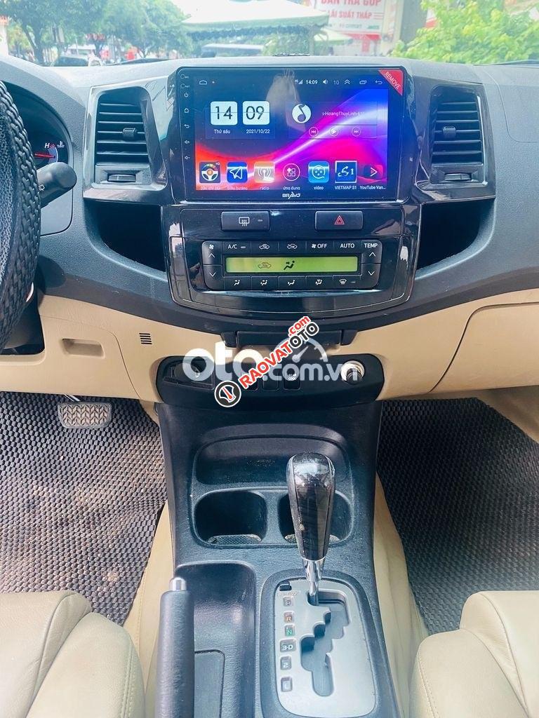 Cần bán lại xe Toyota Fortuner TRD SportiVO sản xuất 2015 xe gia đình, 625 triệu-9