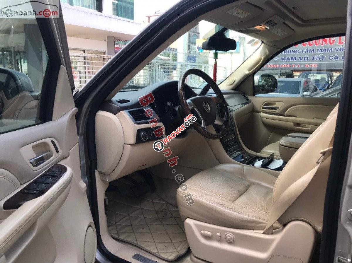 Cần bán lại xe Cadillac Escalade năm sản xuất 2007, màu bạc, xe nhập-2