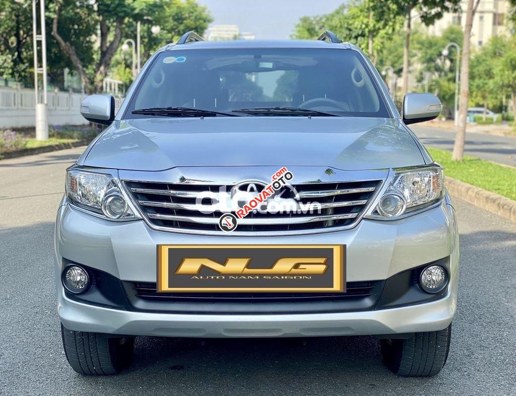 Bán xe Toyota Fortuner 2.5G năm sản xuất 2012, màu bạc-10