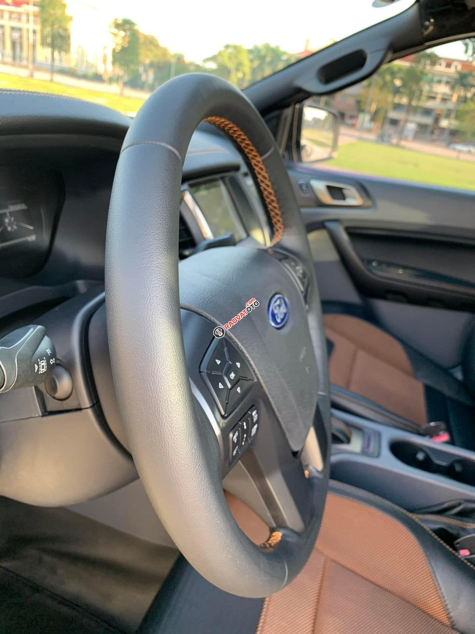 Cần bán lại xe Ford Ranger Wildtrak 3.2 AT sản xuất năm 2017, màu trắng-4