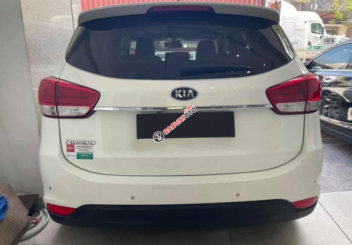 Bán Kia Rondo GATH sản xuất năm 2015, màu trắng giá cạnh tranh-1