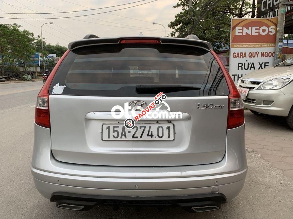 Bán Hyundai i30 CW 2009, màu bạc, nhập khẩu số tự động-4