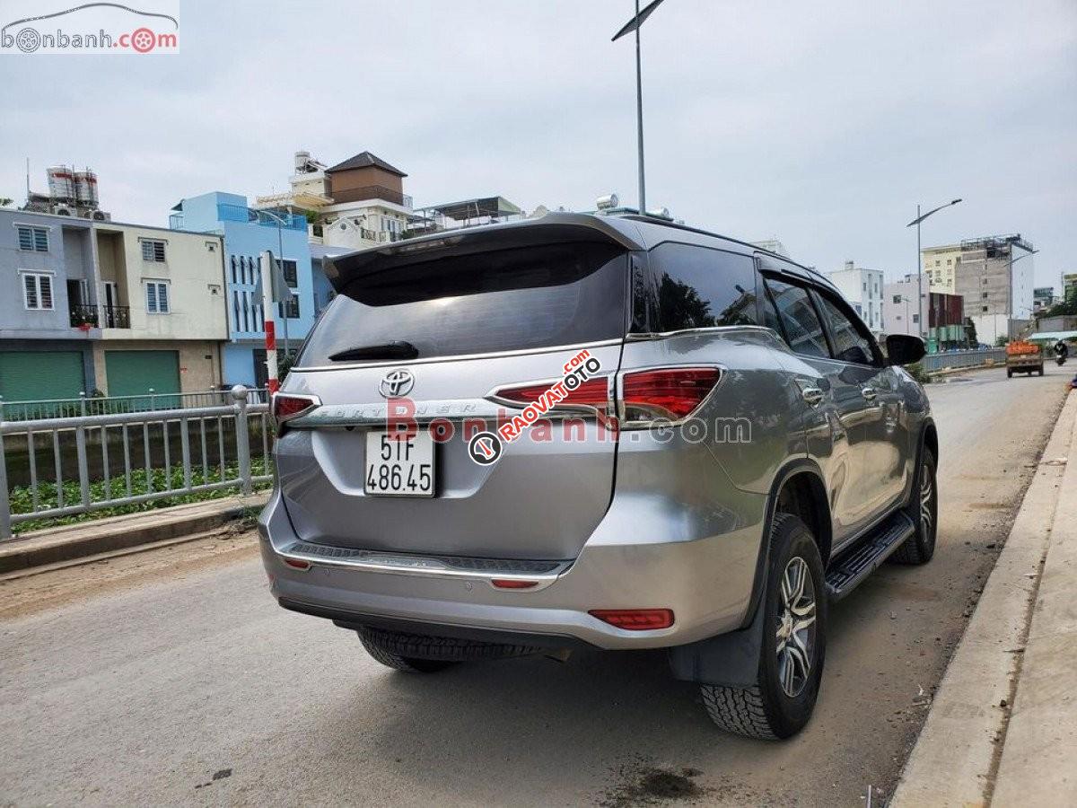 Cần bán lại xe Toyota Fortuner 2.4G 4x2 MT đời 2017, màu xám, nhập khẩu nguyên chiếc-3