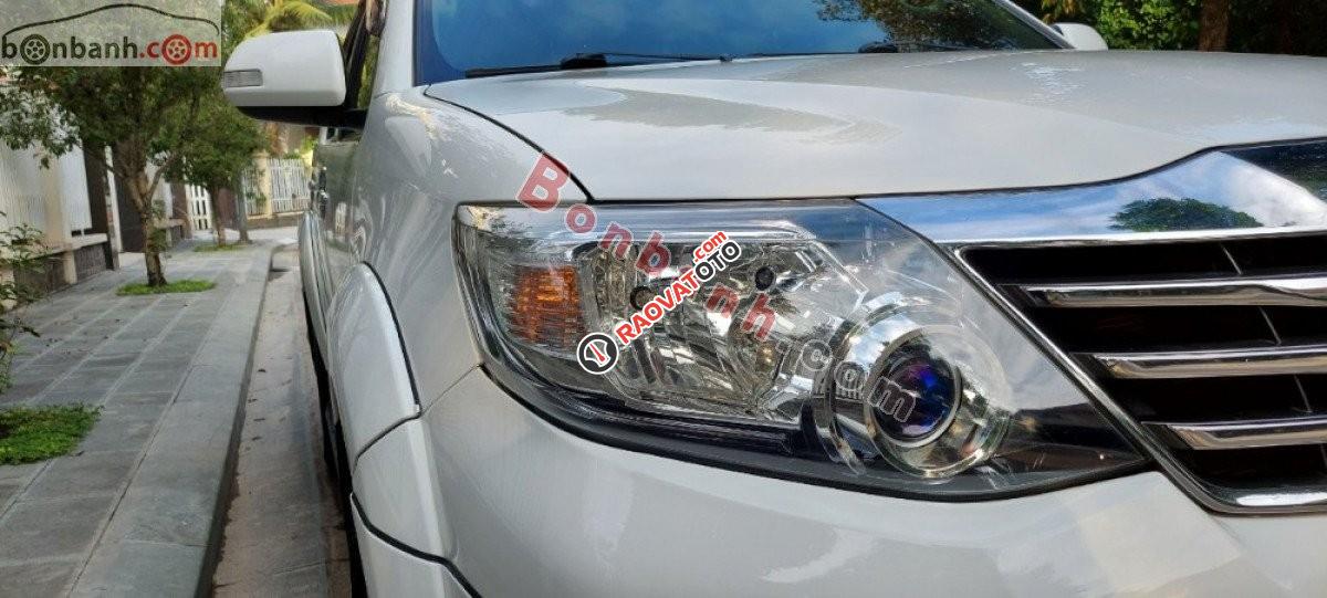 Bán Toyota Fortuner TRD Sportivo 4x2 AT đời 2016, màu trắng, 670 triệu-3