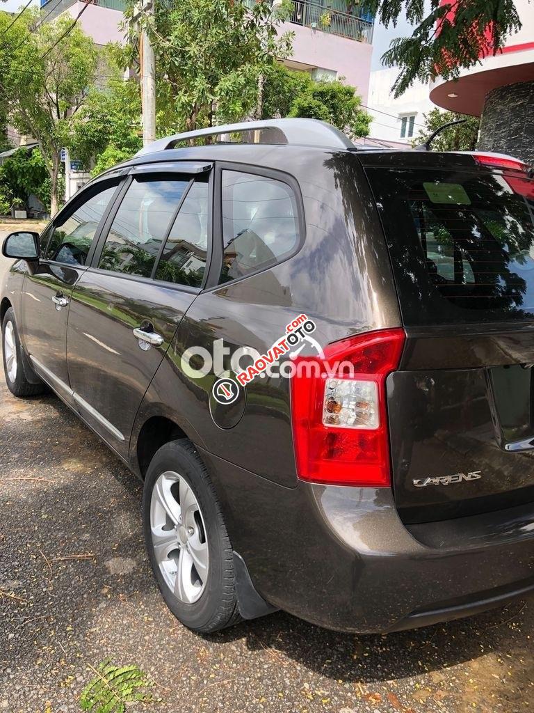 Cần bán lại xe Kia Carens 2.0 MT sản xuất năm 2016, màu nâu  -9