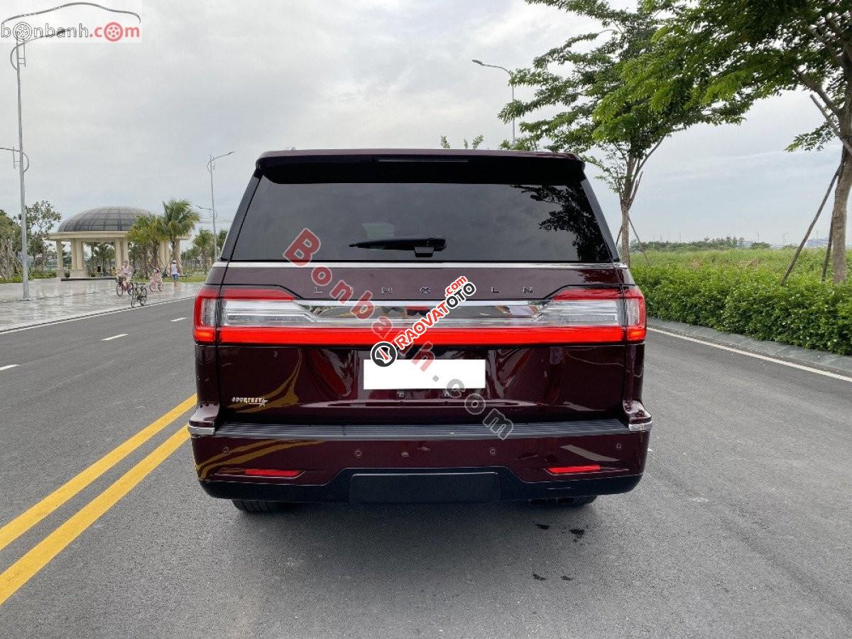 Bán Lincoln Navigator Black Label sản xuất 2019, màu đỏ, nhập khẩu-8