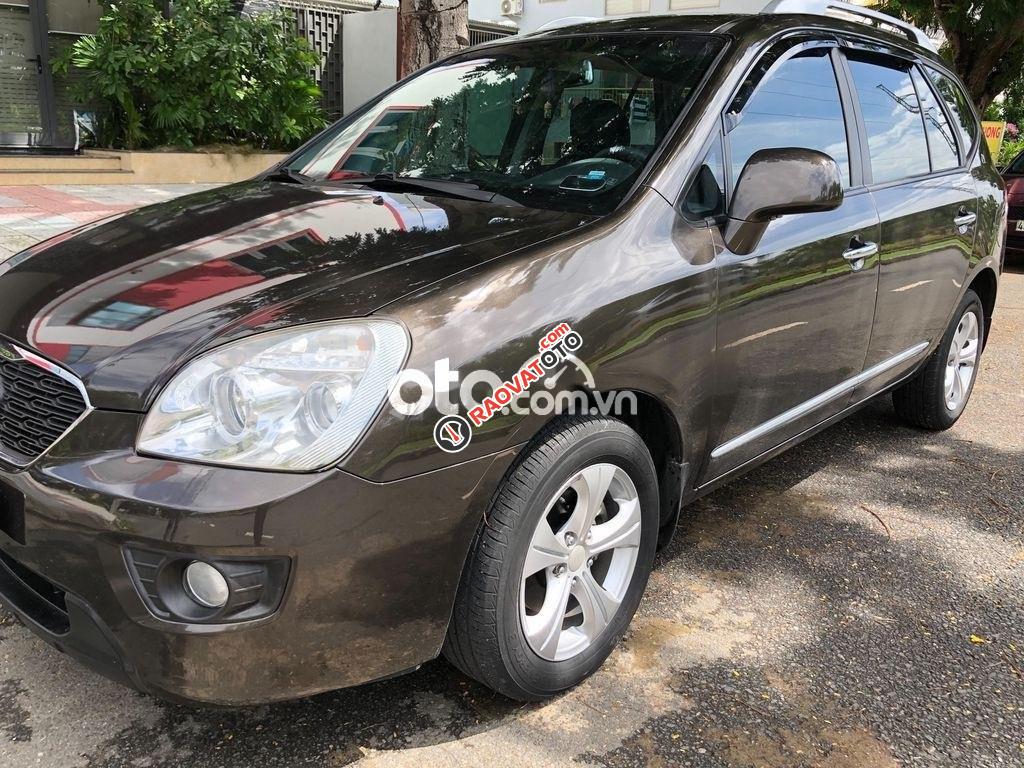 Cần bán lại xe Kia Carens 2.0 MT sản xuất năm 2016, màu nâu  -1