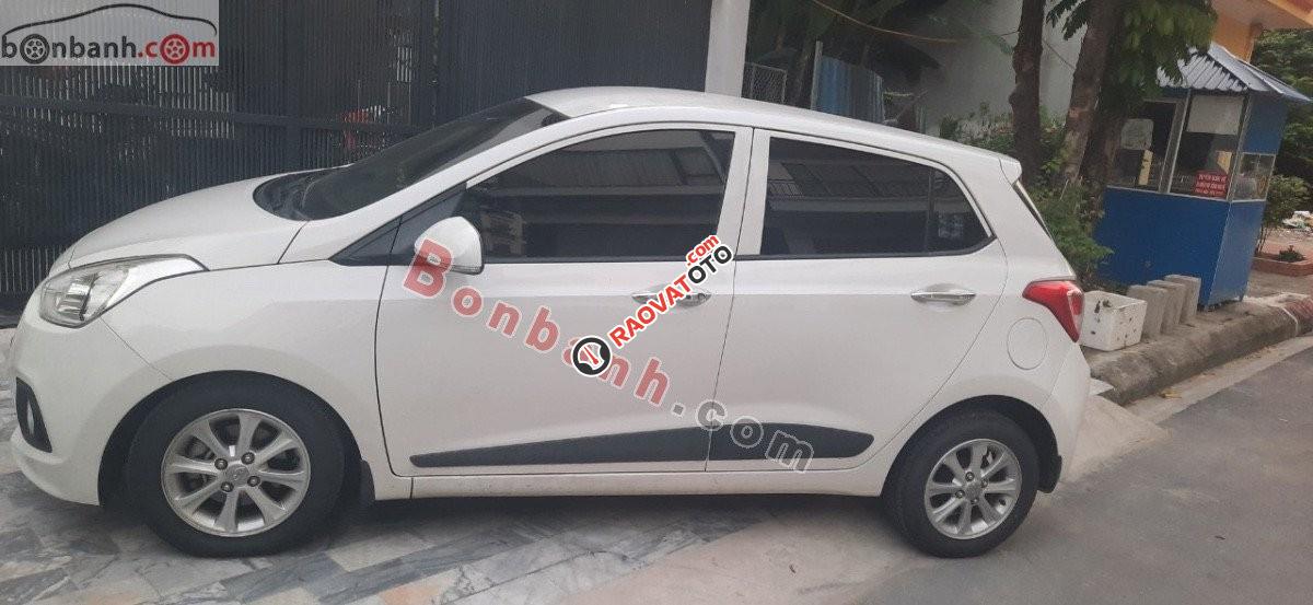Bán Hyundai Grand i10 1.0 AT đời 2016, màu trắng, nhập khẩu nguyên chiếc, giá chỉ 318 triệu-2
