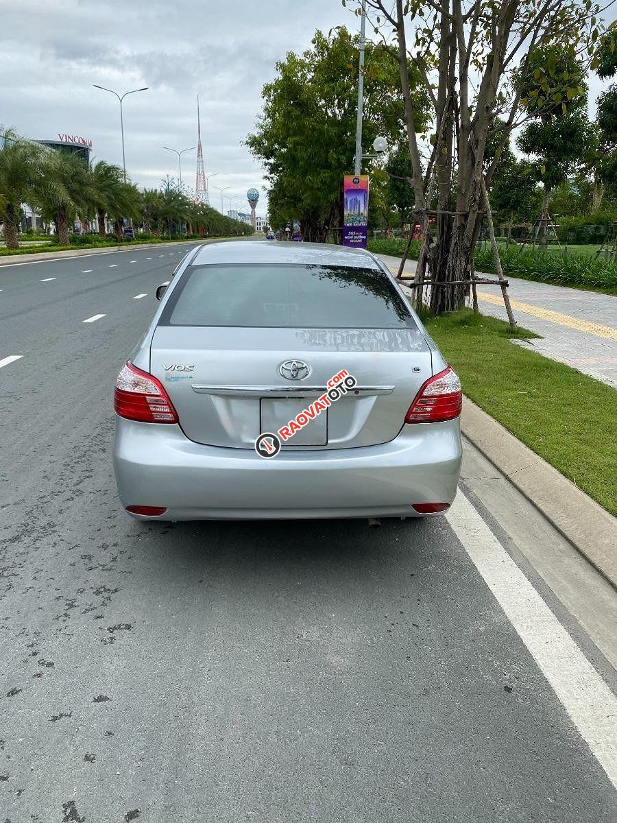 Bán Toyota Vios 1.5G sản xuất 2011, màu bạc-4