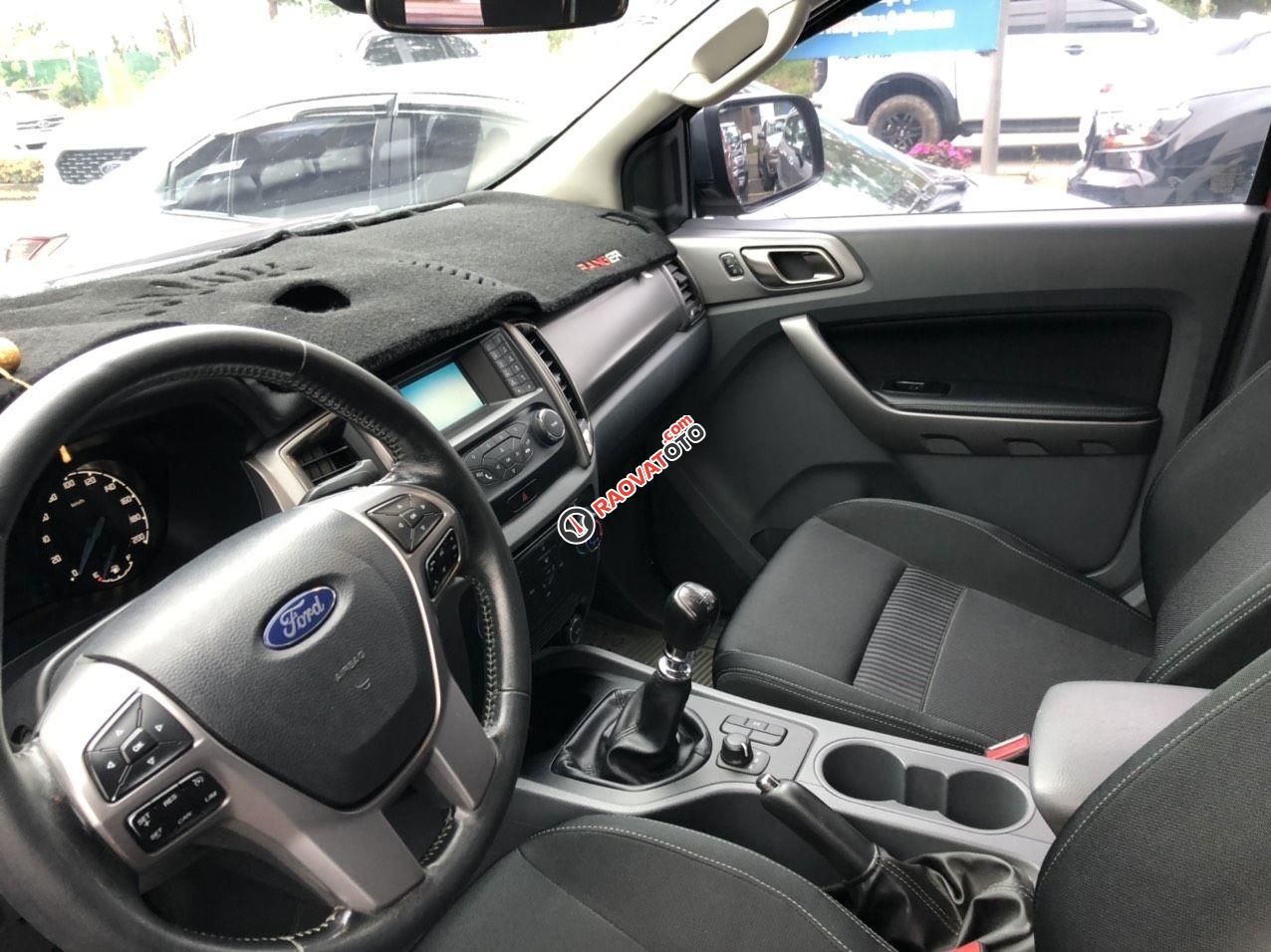 Bán Ford Ranger XLT 2.2L 4x4 MT năm sản xuất 2017-4