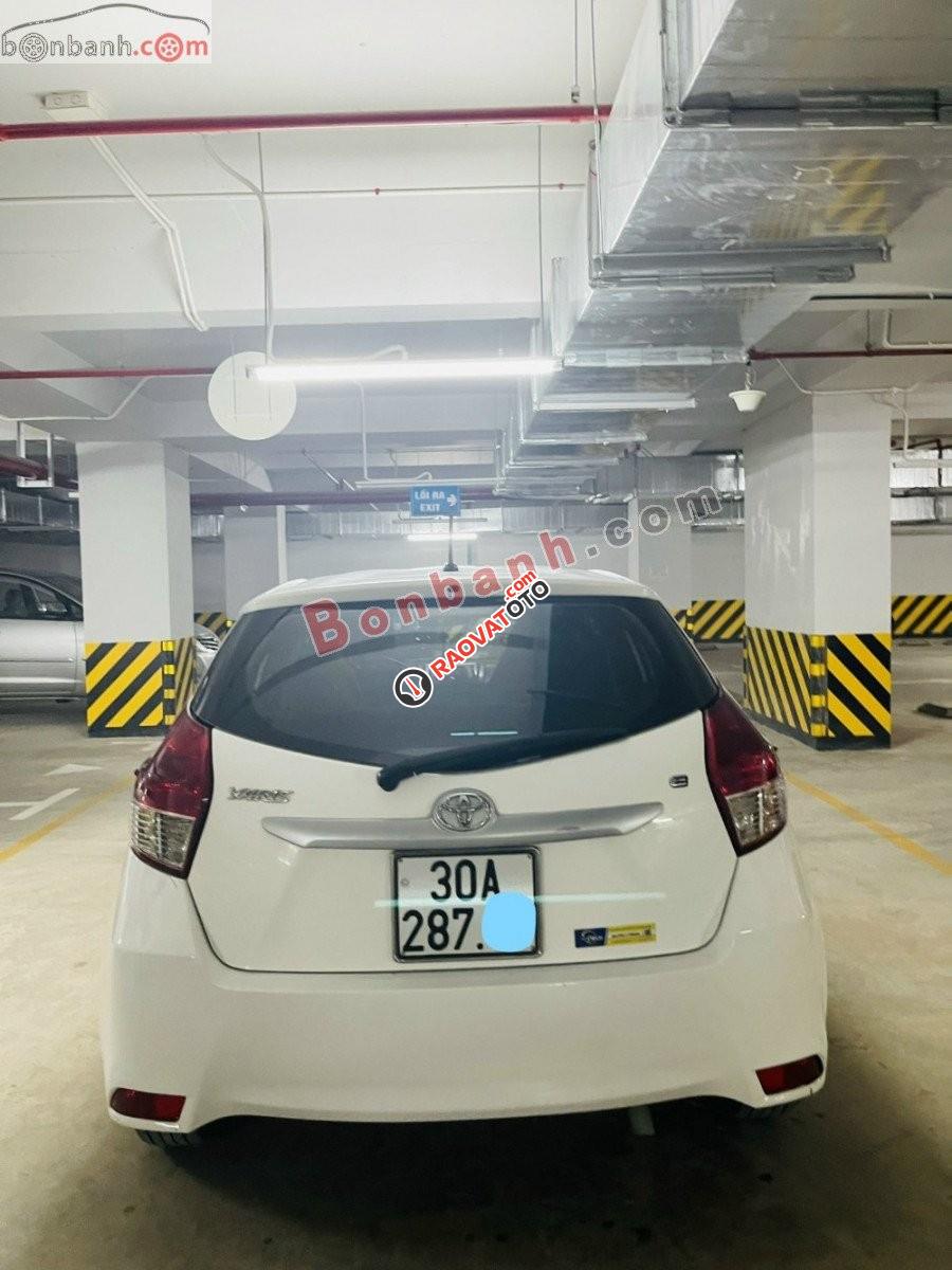 Cần bán Toyota Yaris 1.3E 2014, màu trắng, xe nhập-2