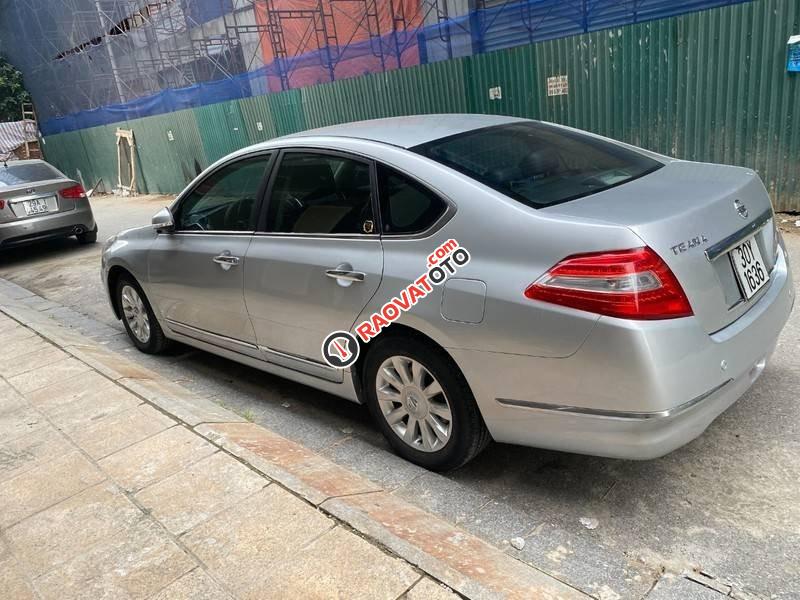 Cần bán lại xe Nissan Teana 2.0AT đời 2010, nhập khẩu còn mới, giá 330tr-5