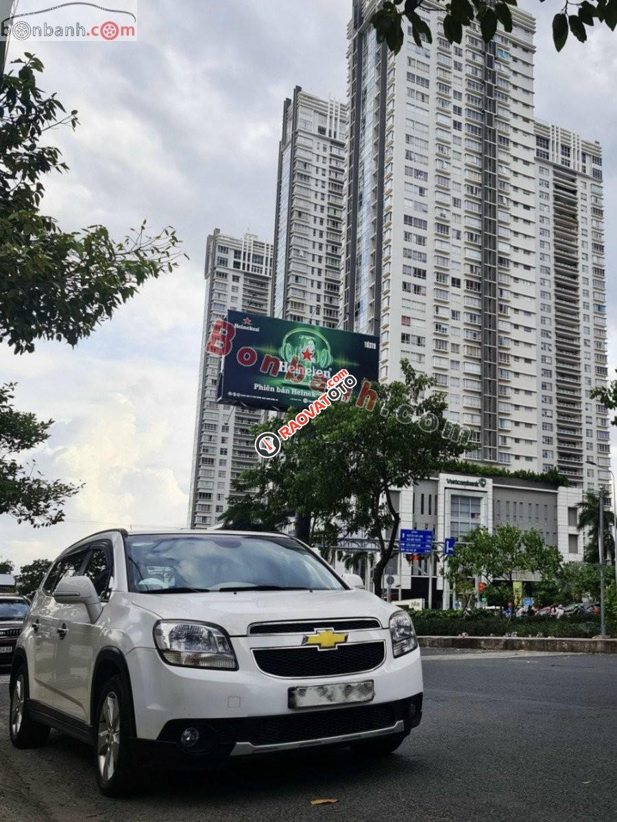 Bán Chevrolet Orlando LTZ 2016, màu trắng xe gia đình-1