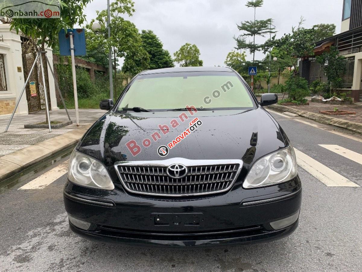 Cần bán xe Toyota Camry 3.0V sản xuất 2005, màu đen, 260 triệu-0