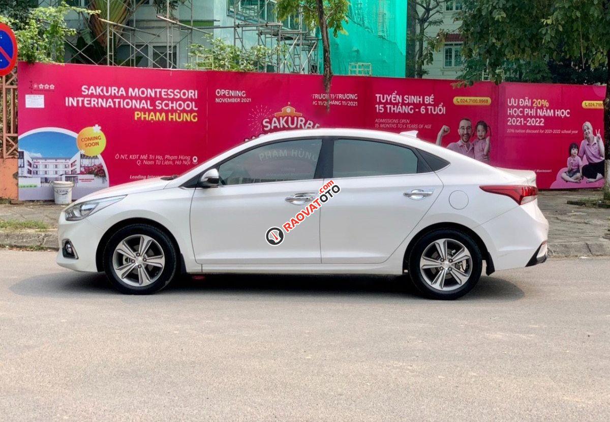 Cần bán Hyundai Accent 1.4 năm sản xuất 2019, màu trắng còn mới-5