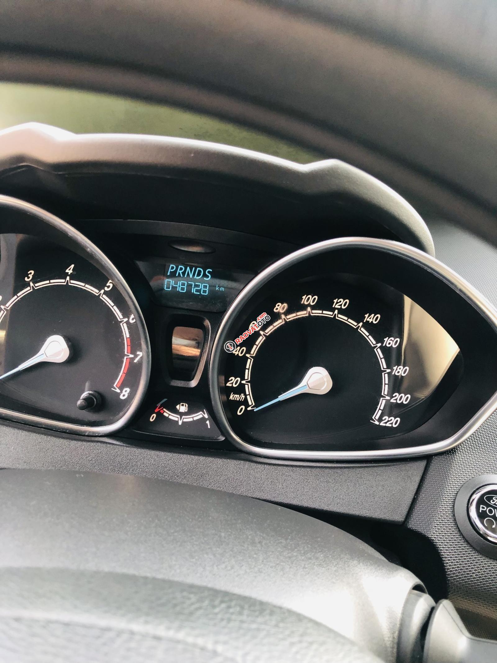 Cần bán Ford Fiesta sản xuất 2018 chính chủ giá 435tr-6