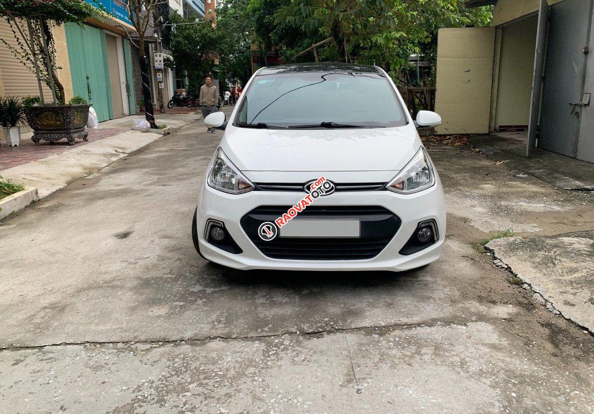 Bán ô tô Hyundai Grand i10 1.0AT năm sản xuất 2016, màu trắng, xe nhập, 315tr-0