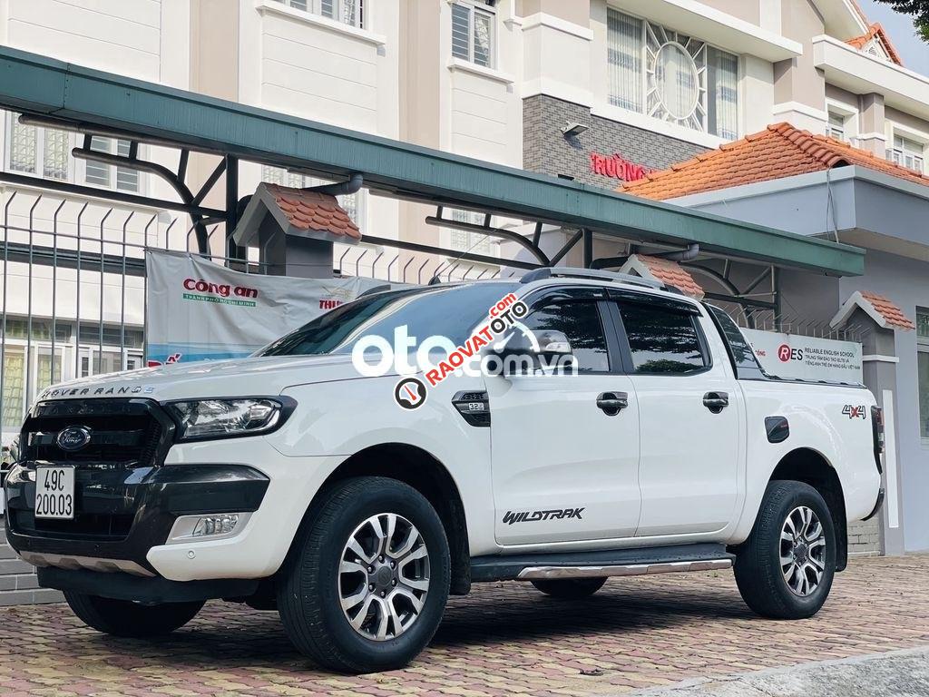 Cần bán xe Ford Ranger Wildtrak đời 2017, màu trắng, nhập khẩu nguyên chiếc còn mới-11