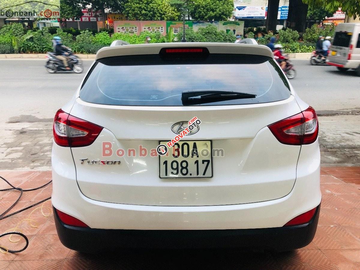 Cần bán gấp Hyundai Tucson 2.0 AT đời 2014, màu trắng, nhập khẩu-5