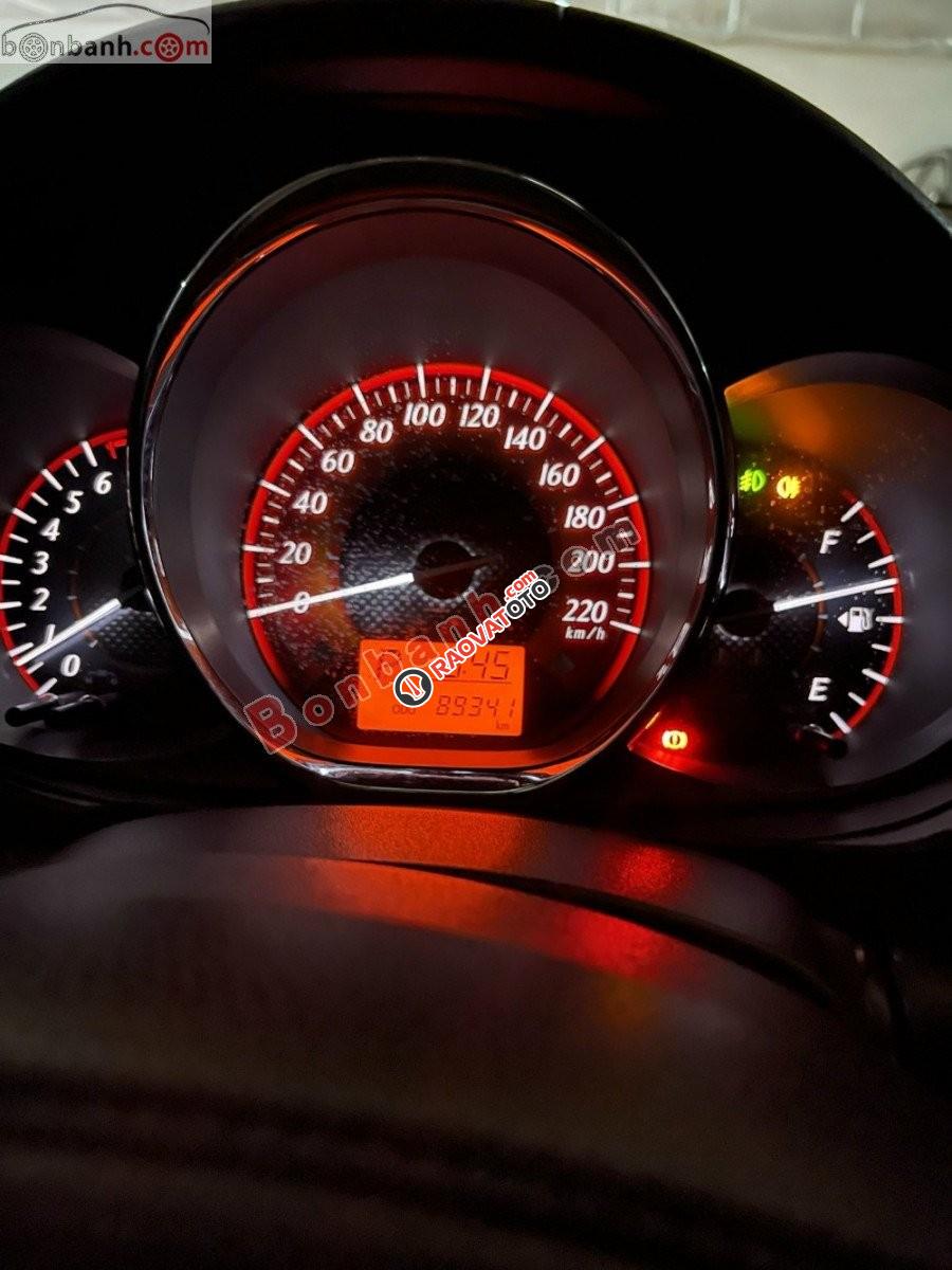 Cần bán Toyota Yaris 1.3E 2014, màu trắng, xe nhập-5