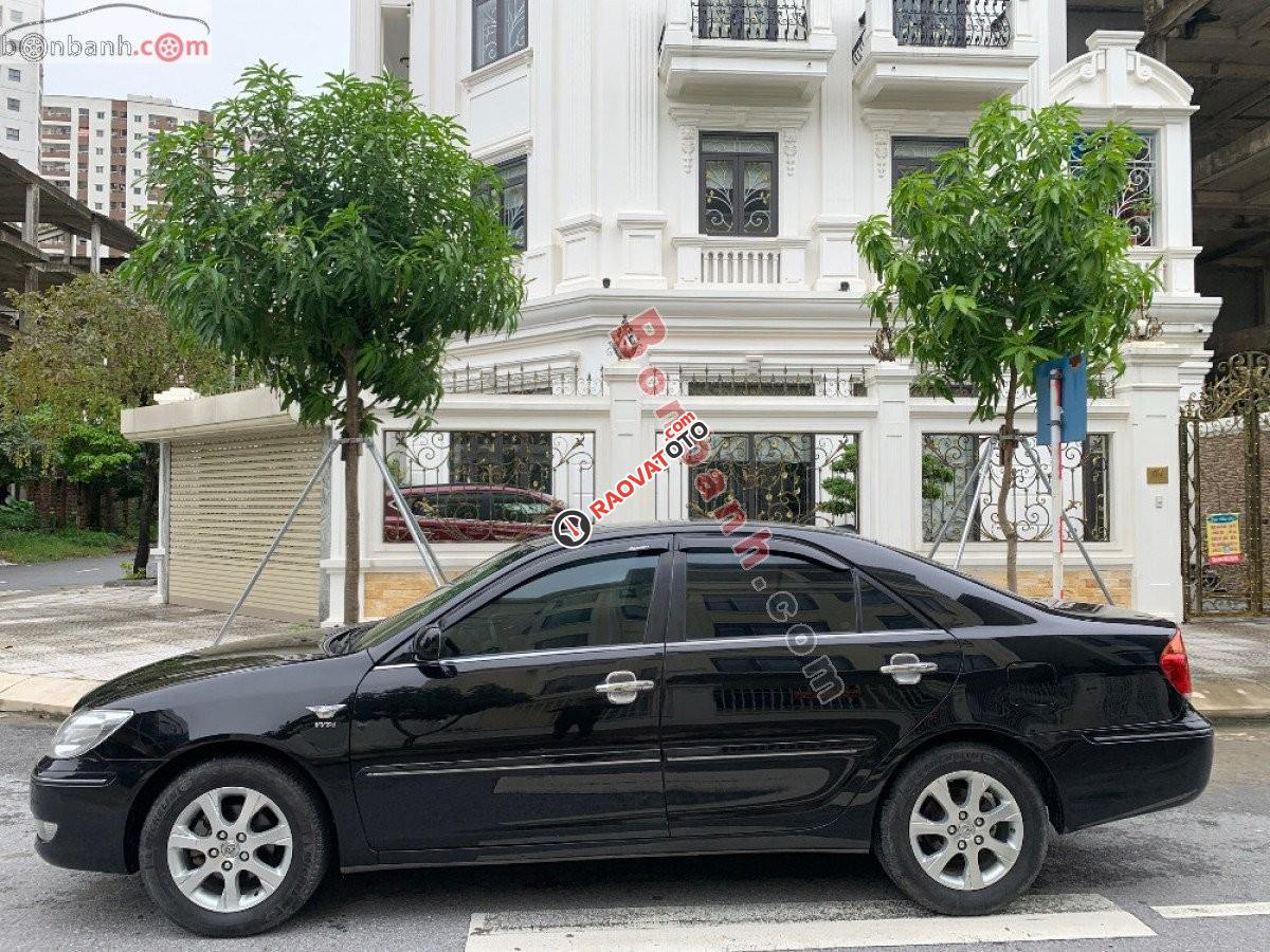 Cần bán xe Toyota Camry 3.0V sản xuất 2005, màu đen, 260 triệu-3