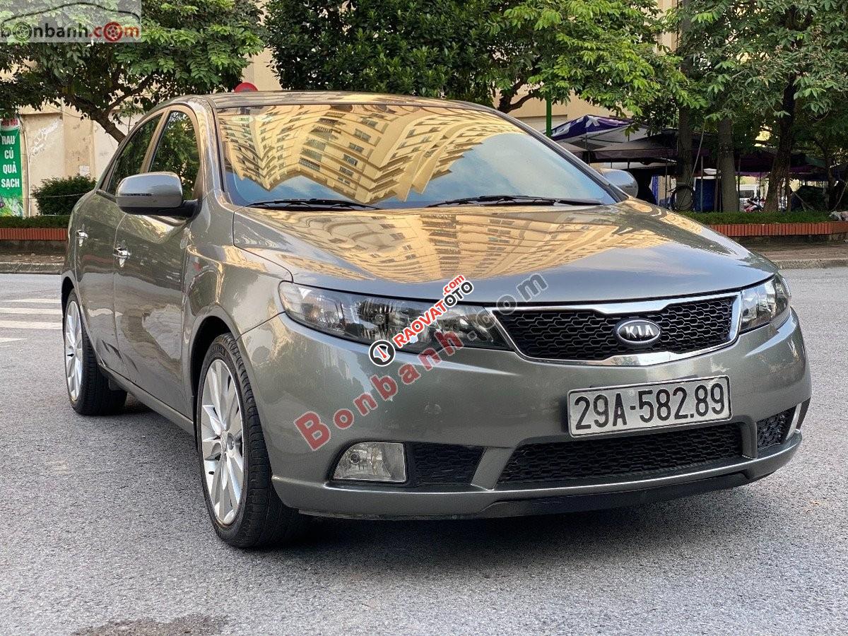 Bán xe Kia Forte 1.6AT đời 2012, màu xám-1