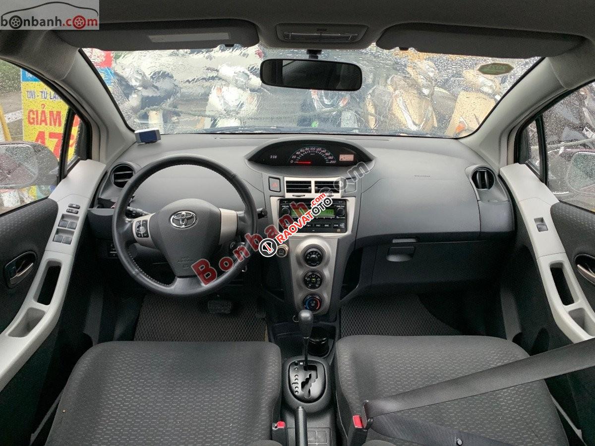 Cần bán Toyota Yaris 1.3 AT đời 2009, màu nâu, nhập khẩu nguyên chiếc -1