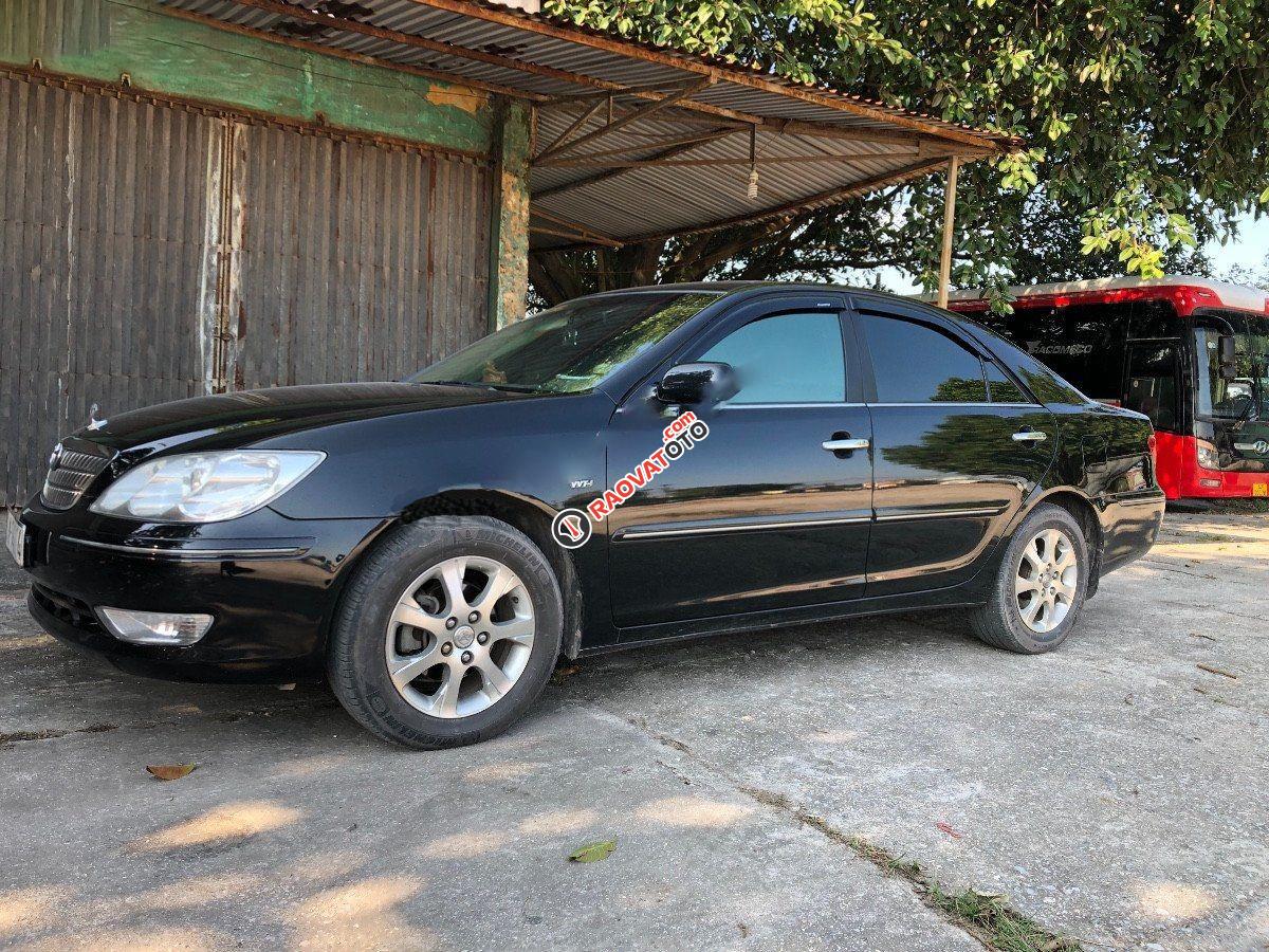 Bán xe Toyota Camry 3.0V năm sản xuất 2005, màu đen-1