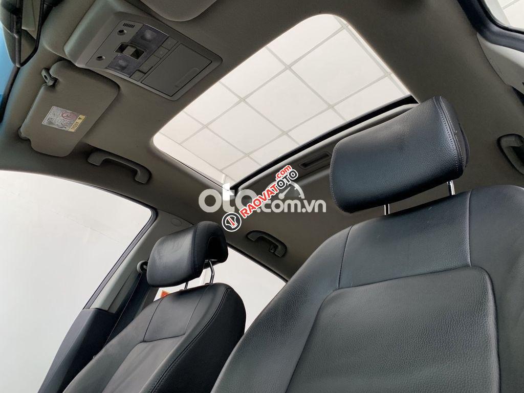 Cần bán xe Chevrolet Captiva LTZ sản xuất năm 2017, màu trắng như mới-0