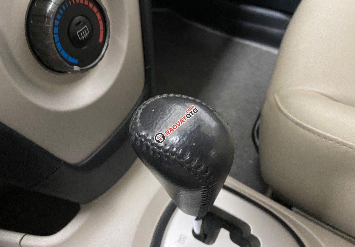 Cần bán Toyota Vios 1.5G sản xuất 2009, màu đen còn mới-2