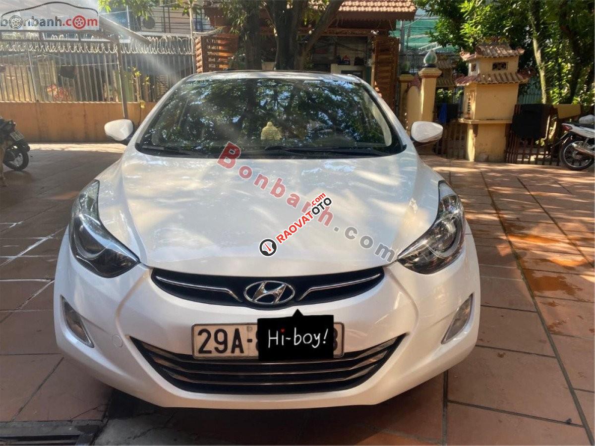 Cần bán lại xe Hyundai Elantra 1.8AT năm sản xuất 2013, màu trắng, nhập khẩu còn mới, giá tốt-9