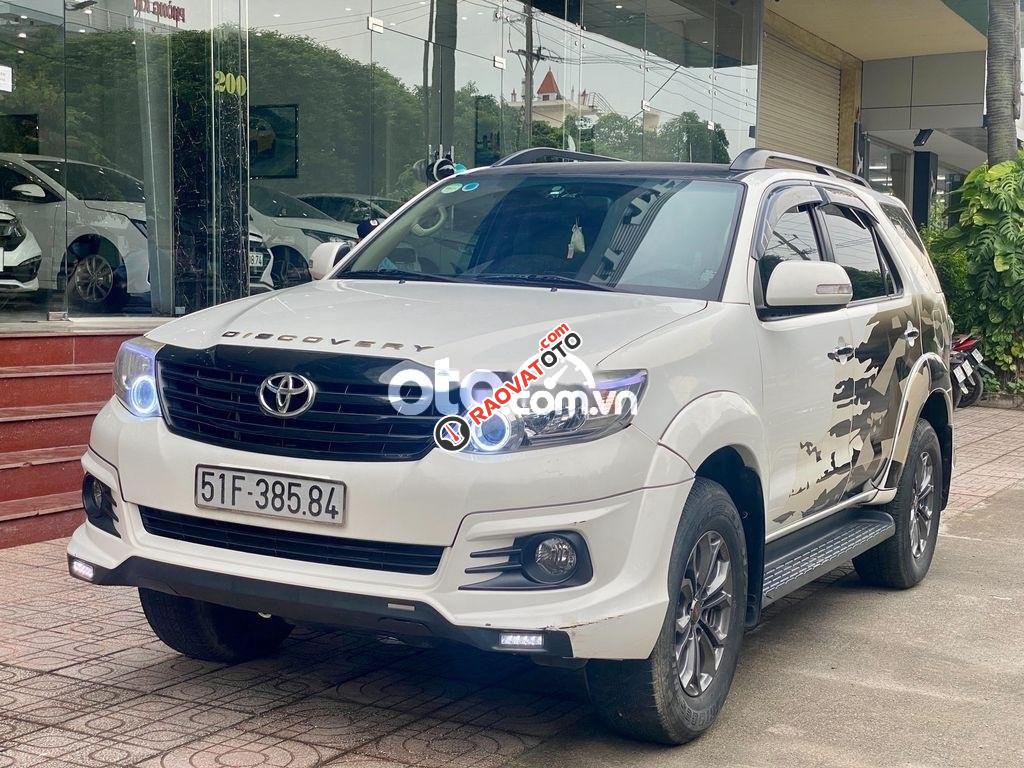 Cần bán lại xe Toyota Fortuner TRD SportiVO sản xuất 2015 xe gia đình, 625 triệu-2