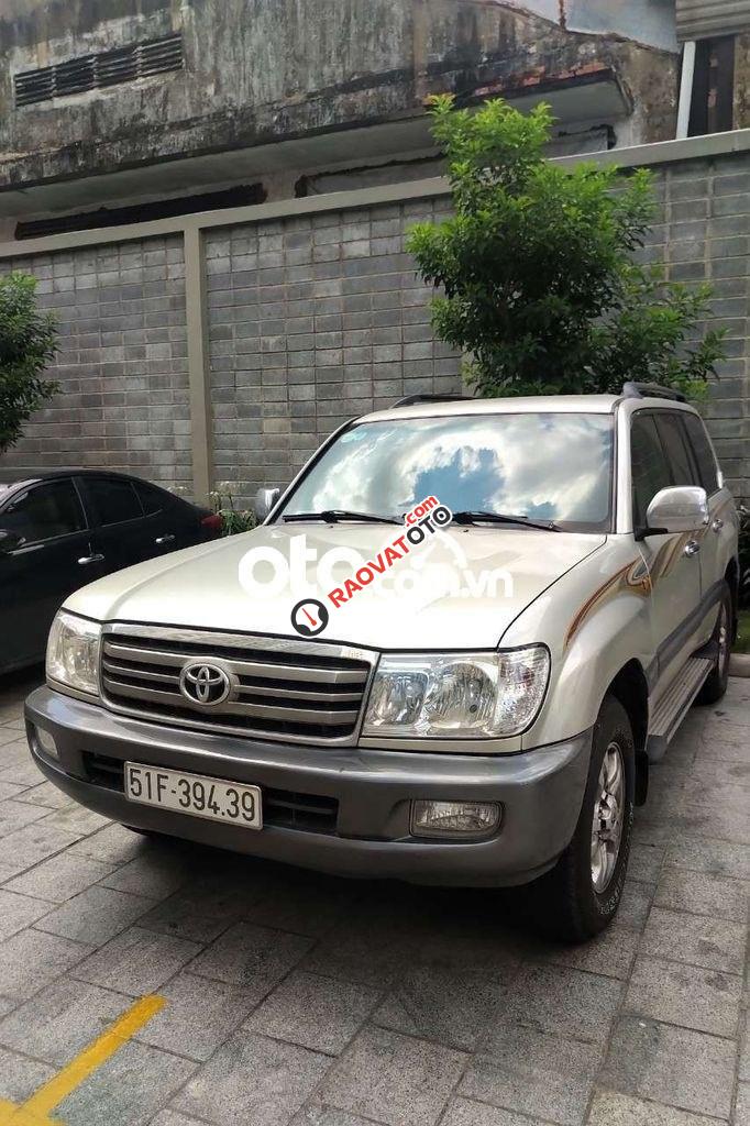 Bán Toyota Land Cruiser đời 2006, màu bạc, xe nhập còn mới-7