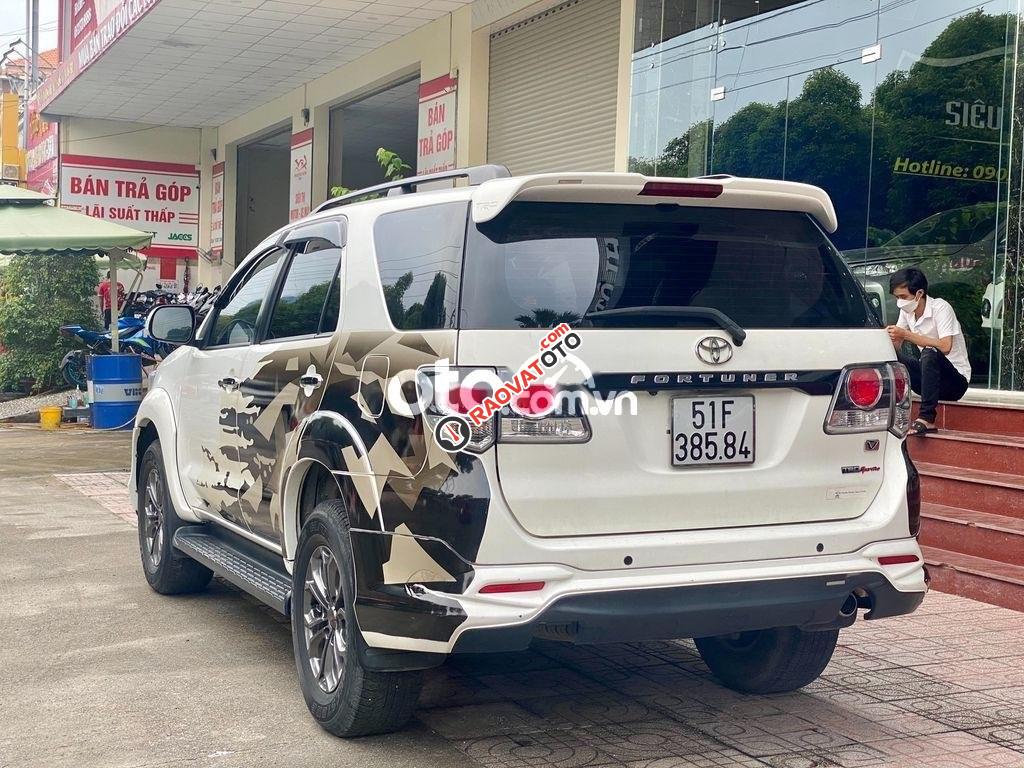 Cần bán lại xe Toyota Fortuner TRD SportiVO sản xuất 2015 xe gia đình, 625 triệu-5