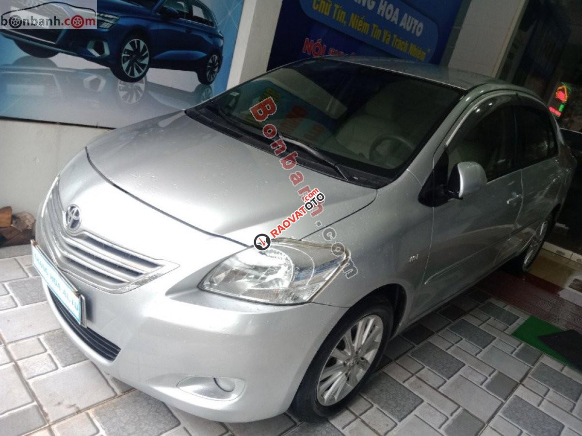 Bán Toyota Vios 1.5E 2011, màu bạc-9