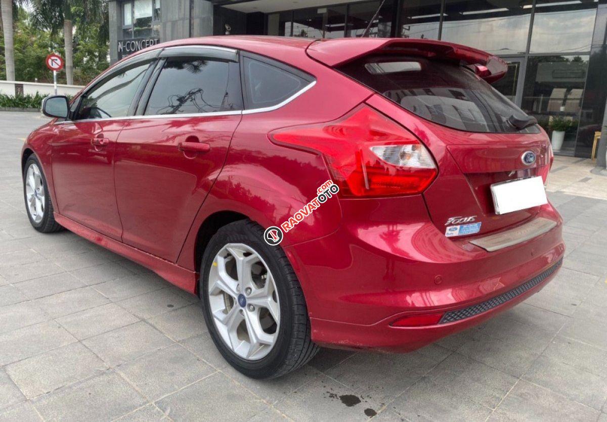 Cần bán lại xe Ford Focus 2.0L sản xuất năm 2014, màu đỏ-3