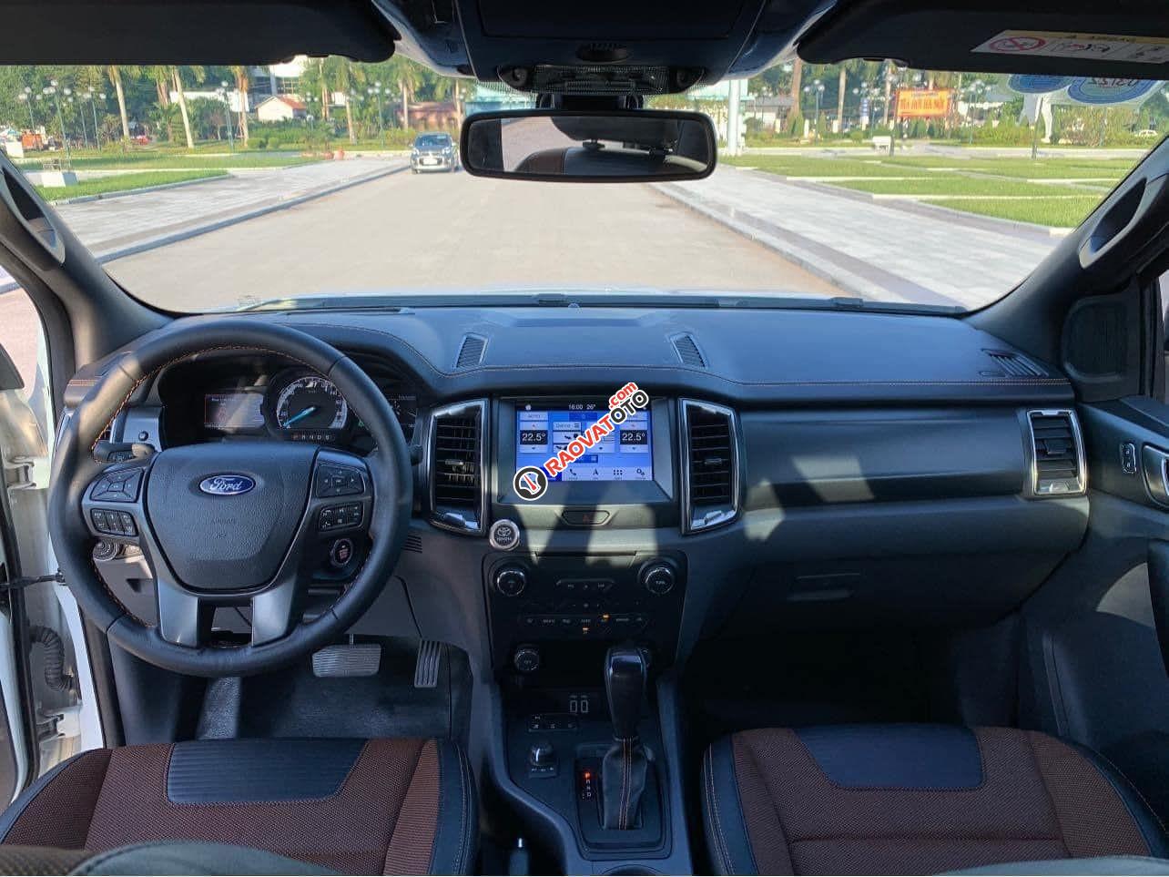 Cần bán lại xe Ford Ranger Wildtrak 3.2 AT sản xuất năm 2017, màu trắng-5